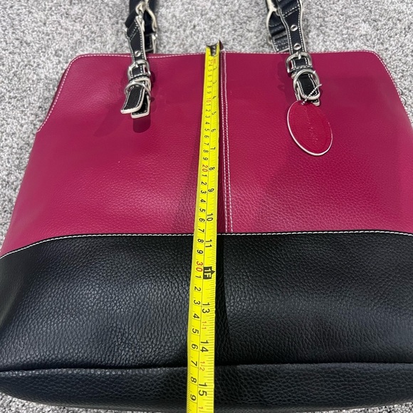 Wilsons Leather  Genuine Leather Red Black Silver Hardware Large Tote Zip Close - Picture 4 of 11